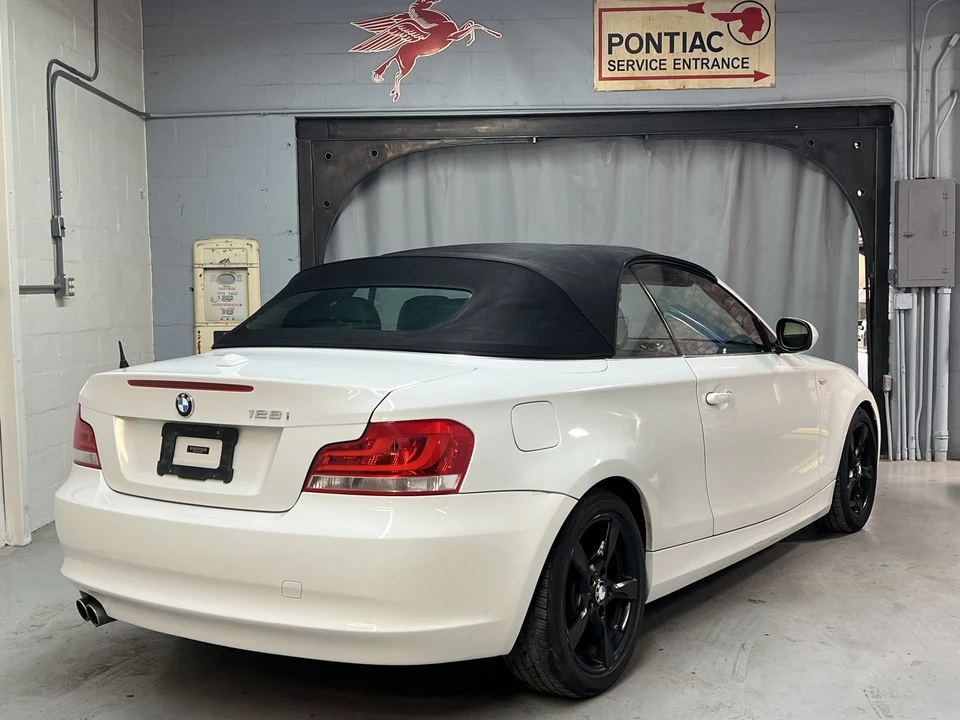 2012 BMW E81/E82/E88 1 Series - Image 15 of 31