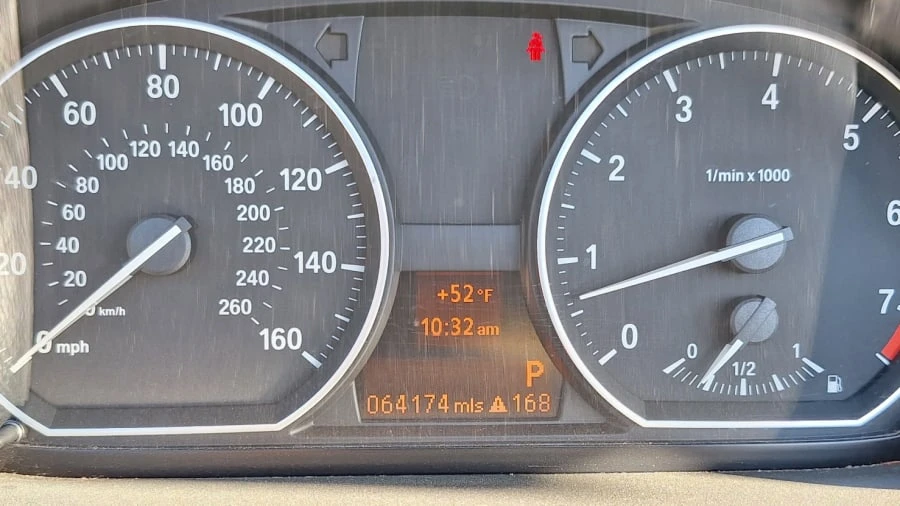 2012 BMW E81/E82/E88 1 Series - Image 24 of 27