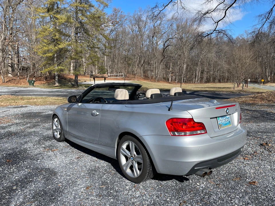 2012 BMW E81/E82/E88 1 Series - Image 17 of 31