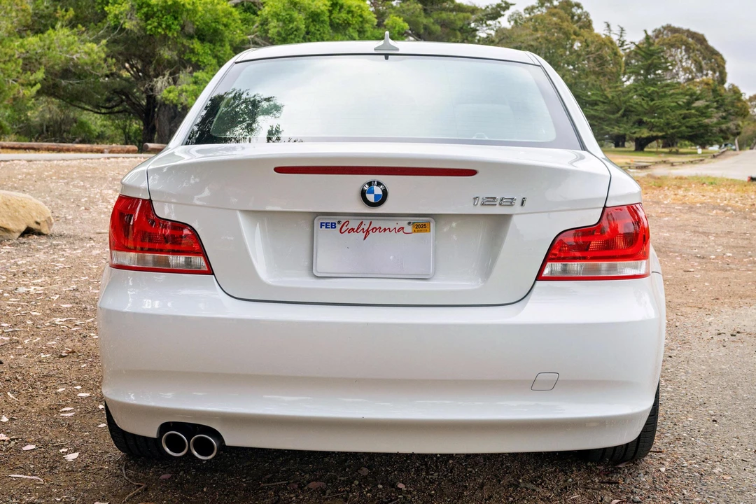2012 BMW E81/E82/E88 1 Series - Image 5 of 31