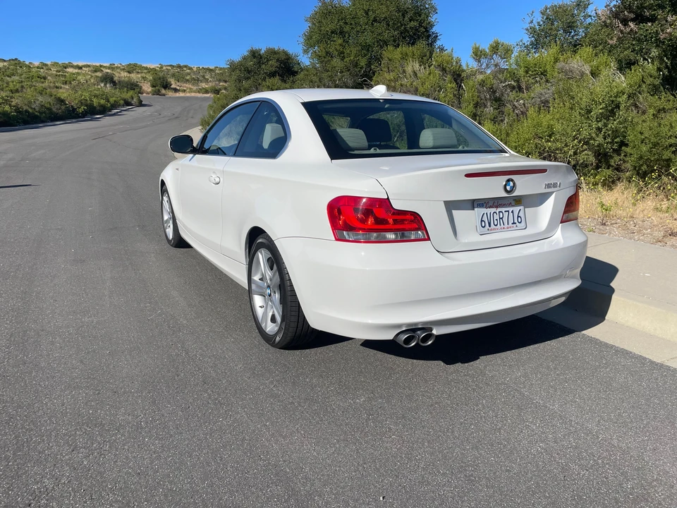 2012 BMW E81/E82/E88 1 Series - Image 10 of 31