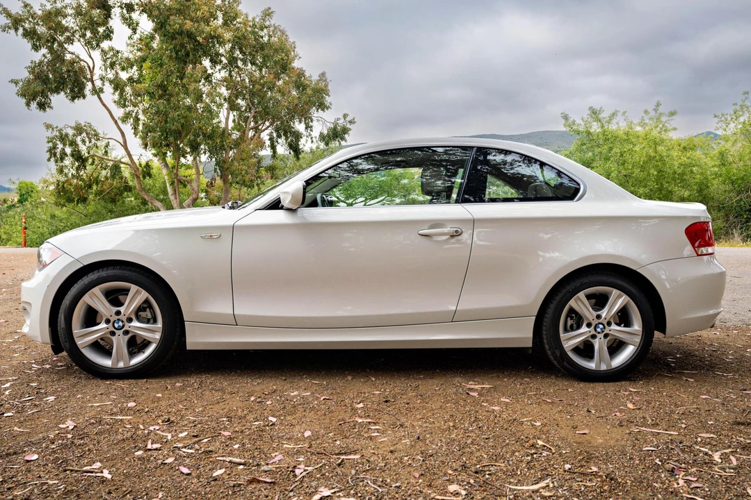 2012 BMW E81/E82/E88 1 Series - Image 3 of 31