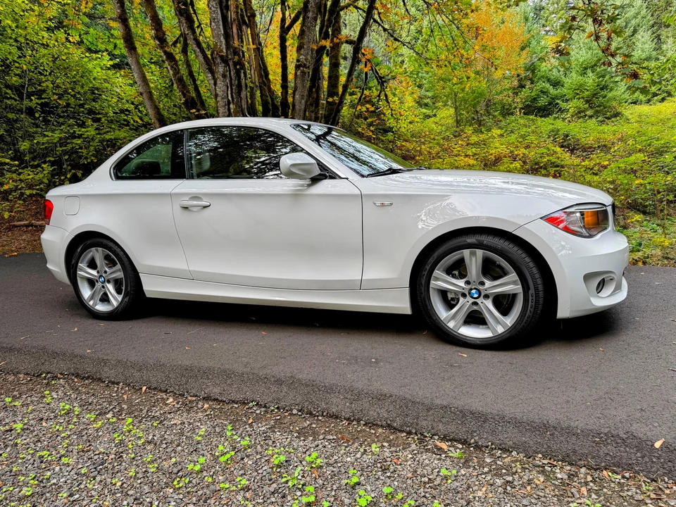 2012 BMW E81/E82/E88 1 Series - Image 19 of 30