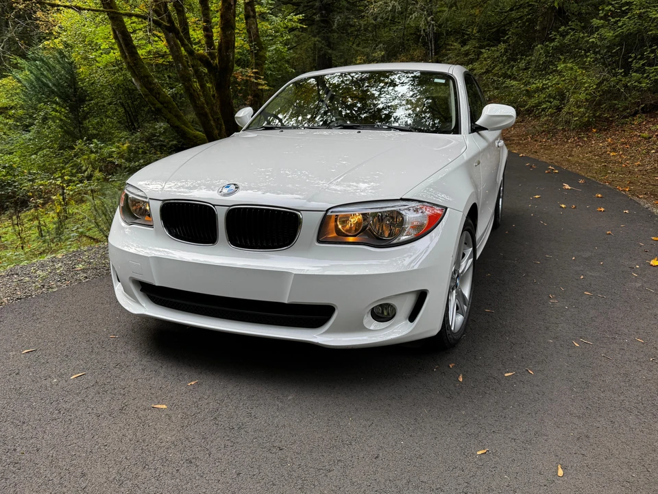 2012 BMW E81/E82/E88 1 Series - Image 7 of 30