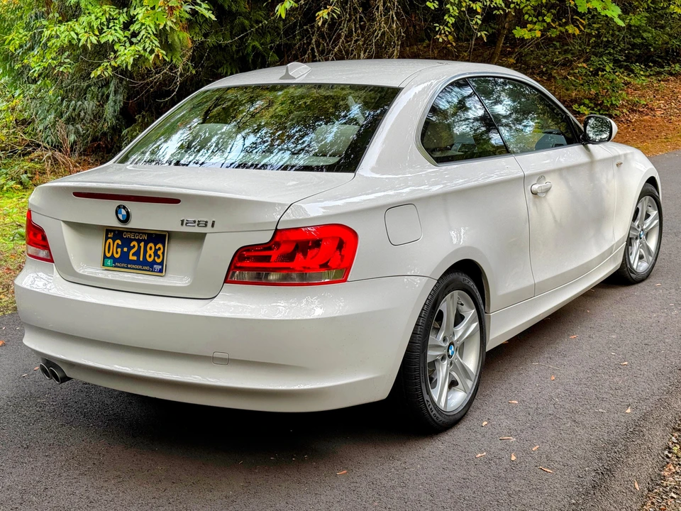 2012 BMW E81/E82/E88 1 Series - Image 16 of 30