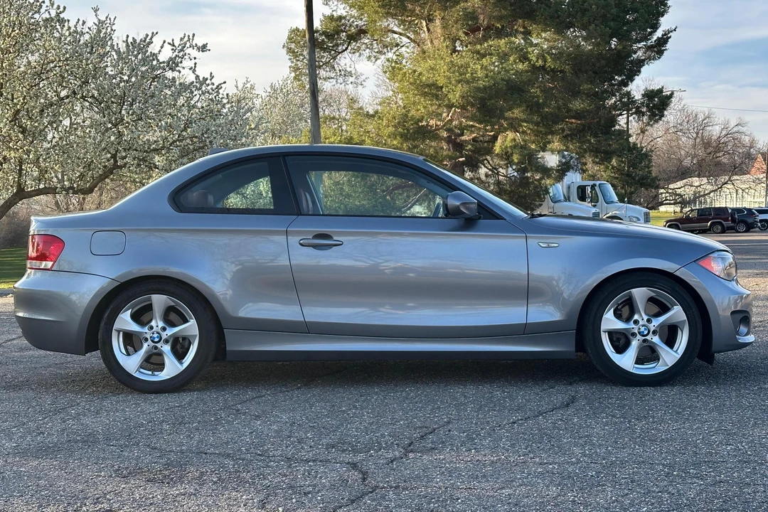 2012 BMW E81/E82/E88 1 Series - Image 3 of 31