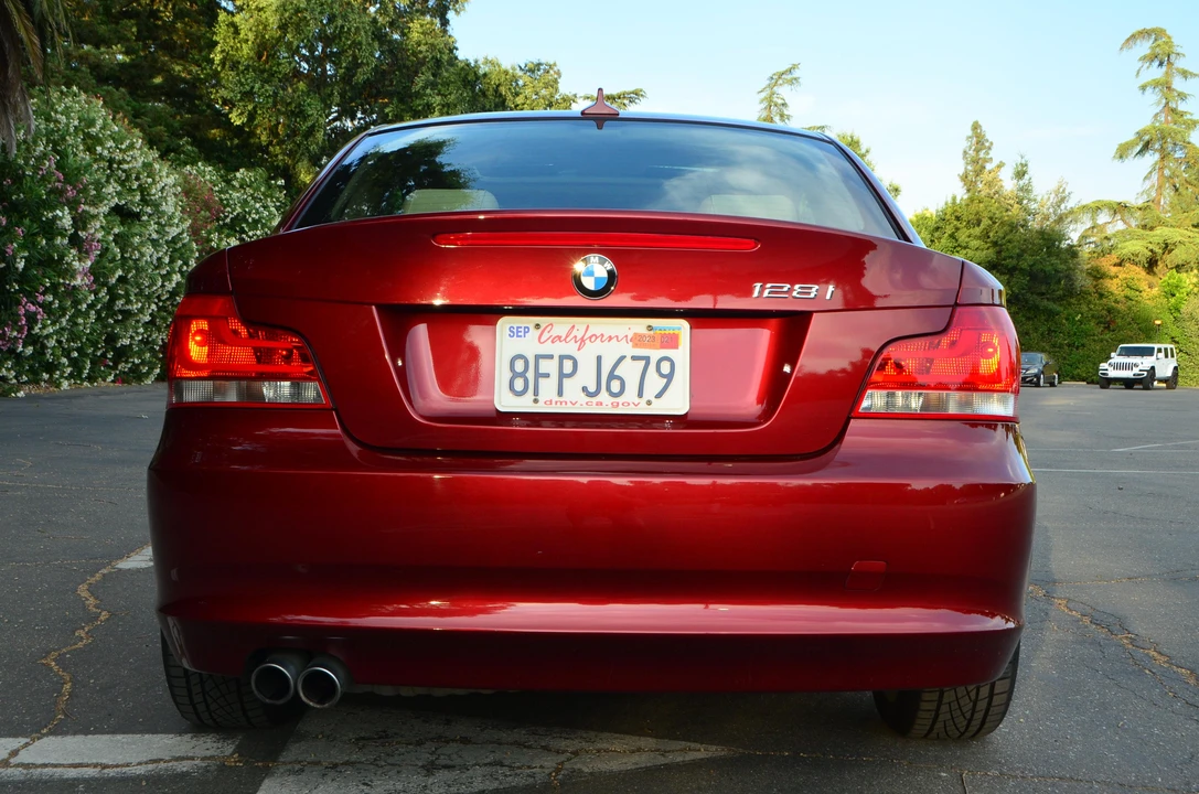 2012 BMW E81/E82/E88 1 Series - Image 11 of 31