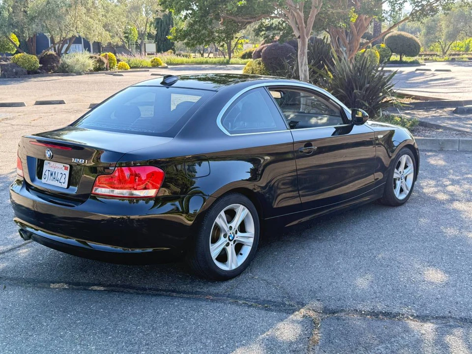 2012 BMW E81/E82/E88 1 Series - Image 2 of 9