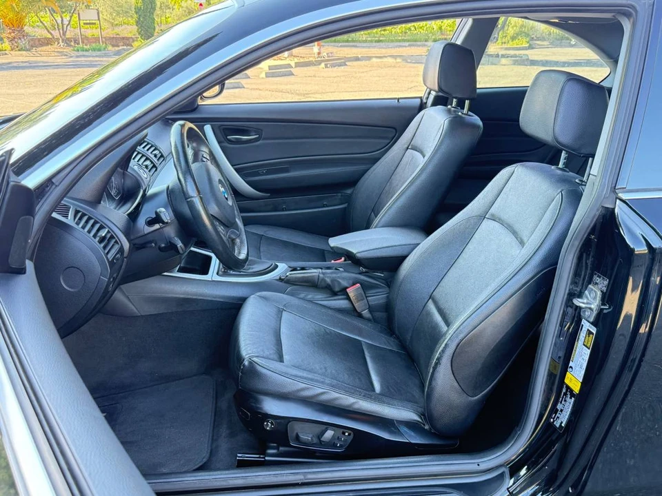 2012 BMW E81/E82/E88 1 Series - Image 4 of 9