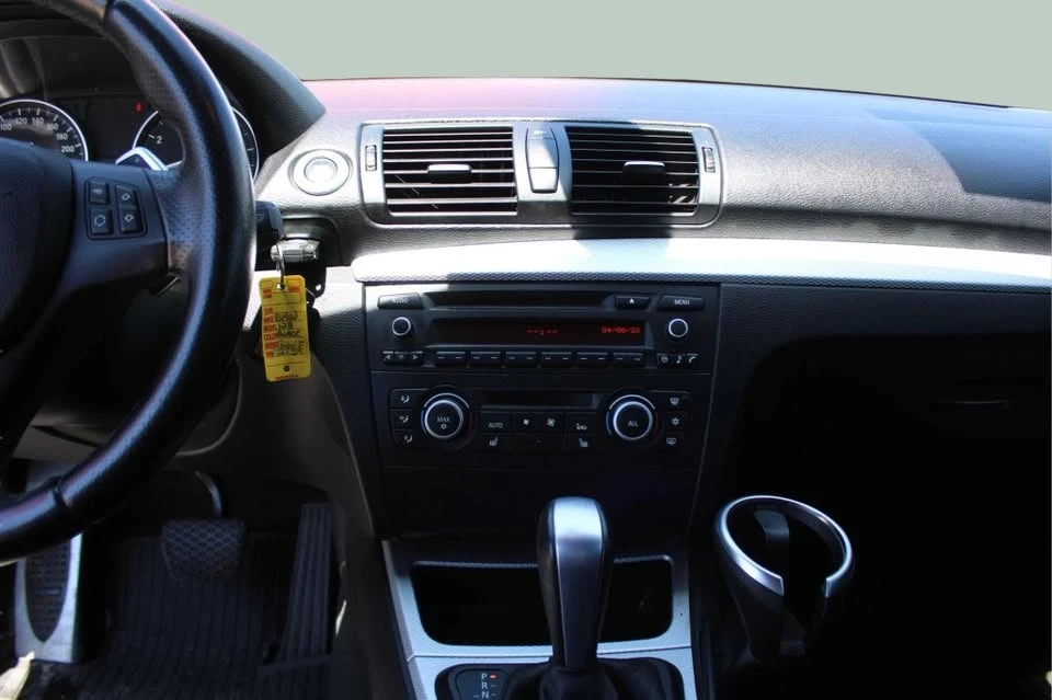 2012 BMW E81/E82/E88 1 Series - Image 11 of 15