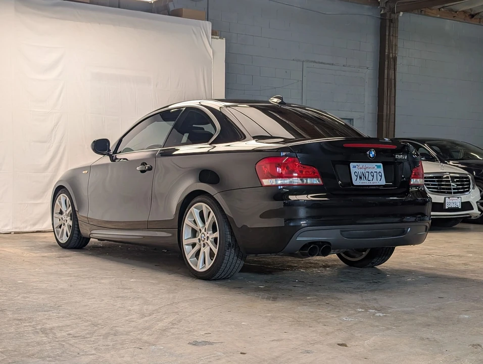 2012 BMW E82 135i & 135is - Image 5 of 31