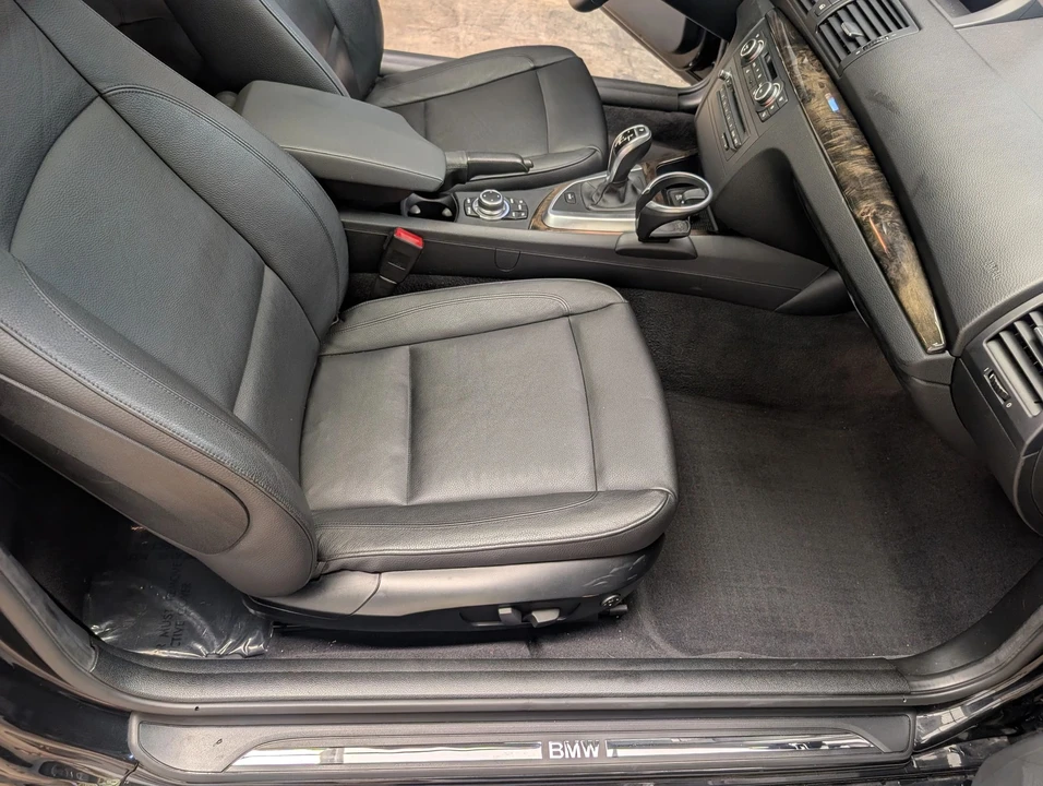 2012 BMW E82 135i & 135is - Image 23 of 31