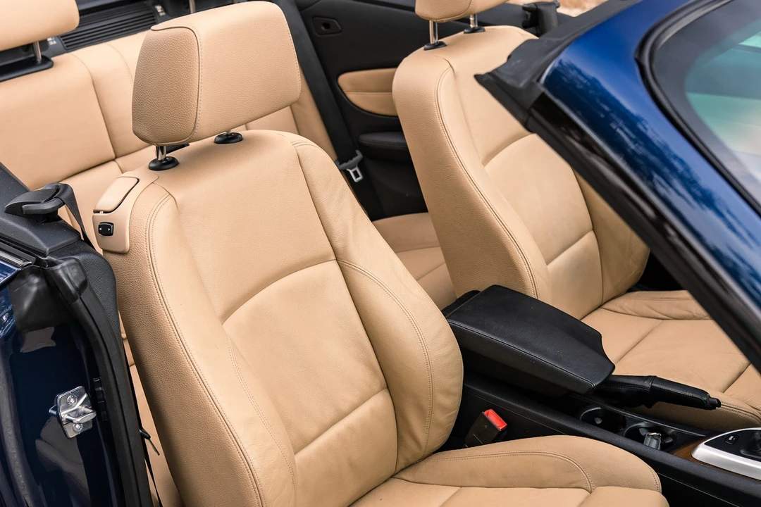 2012 BMW E81/E82/E88 1 Series - Image 4 of 7