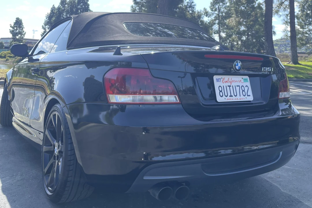 2012 BMW E82 135i & 135is - Image 29 of 31