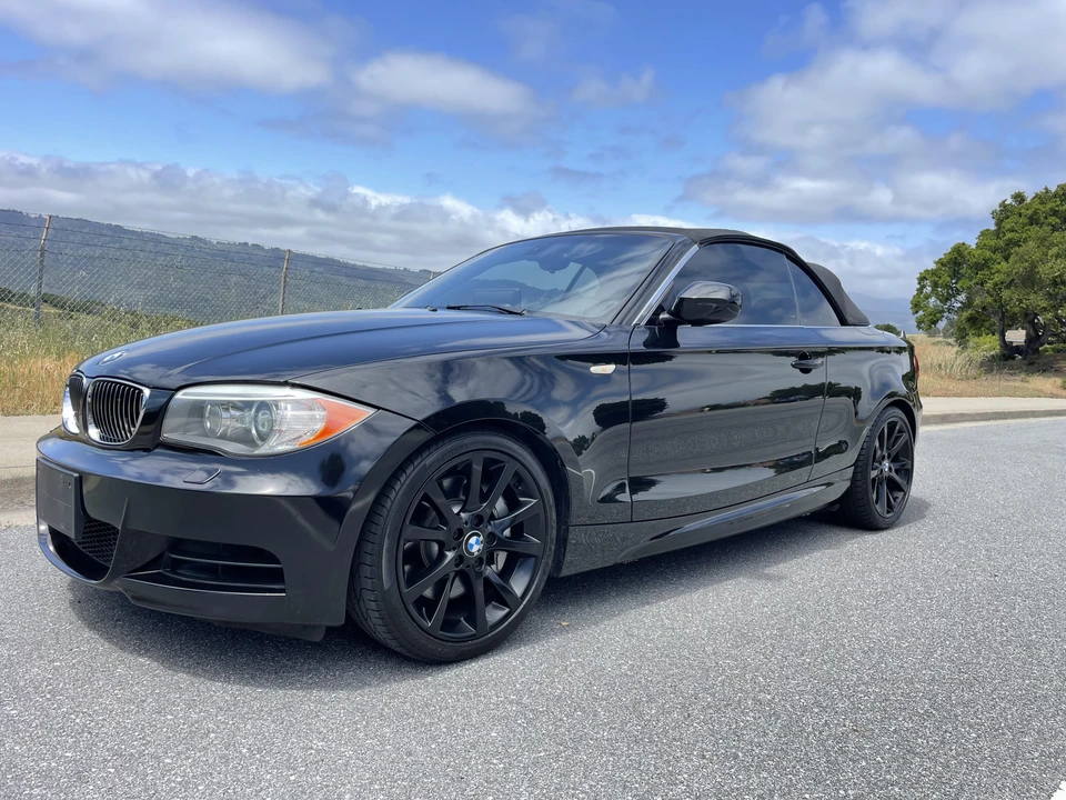 2012 BMW E82 135i & 135is - Image 24 of 31