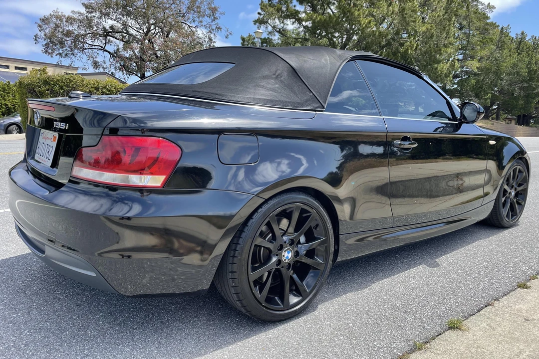 2012 BMW E82 135i & 135is - Image 4 of 31
