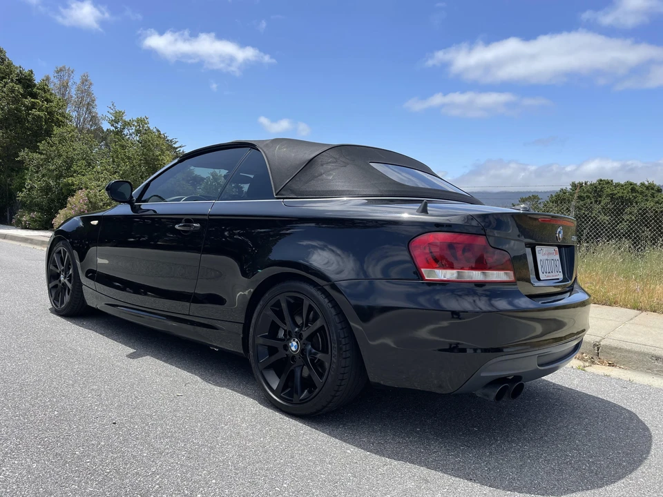 2012 BMW E82 135i & 135is - Image 26 of 31