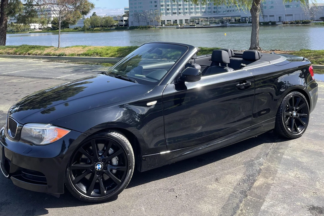 2012 BMW E82 135i & 135is - Image 8 of 31