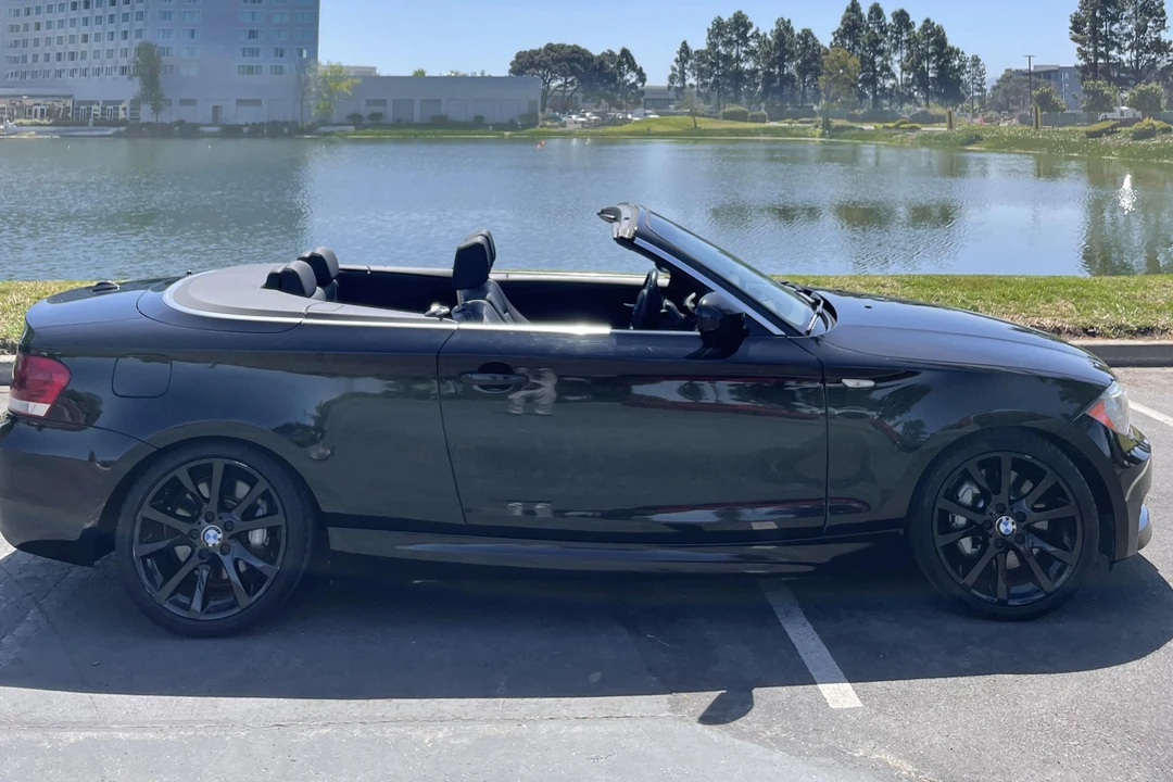 2012 BMW E82 135i & 135is - Image 20 of 31