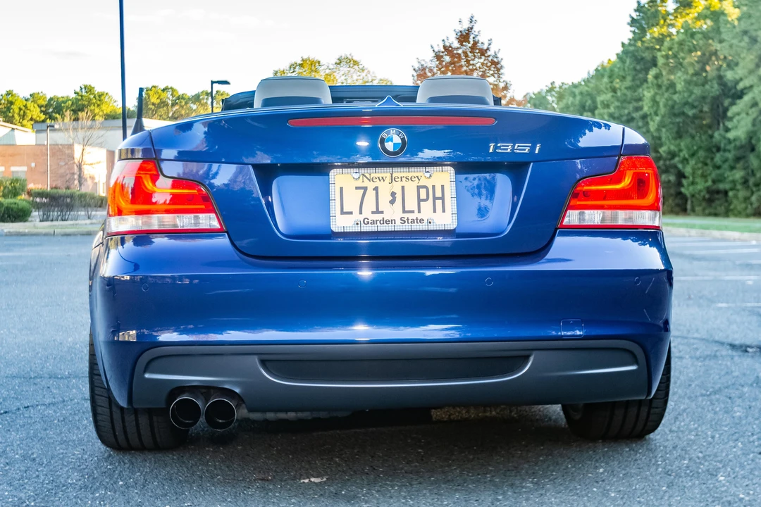 2012 BMW E82 135i & 135is - Image 9 of 31