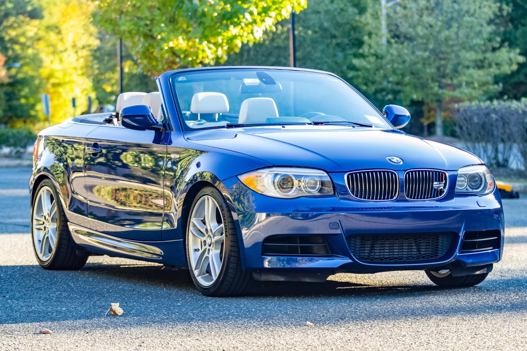 2012 BMW E82 135i & 135is - Image 11 of 31