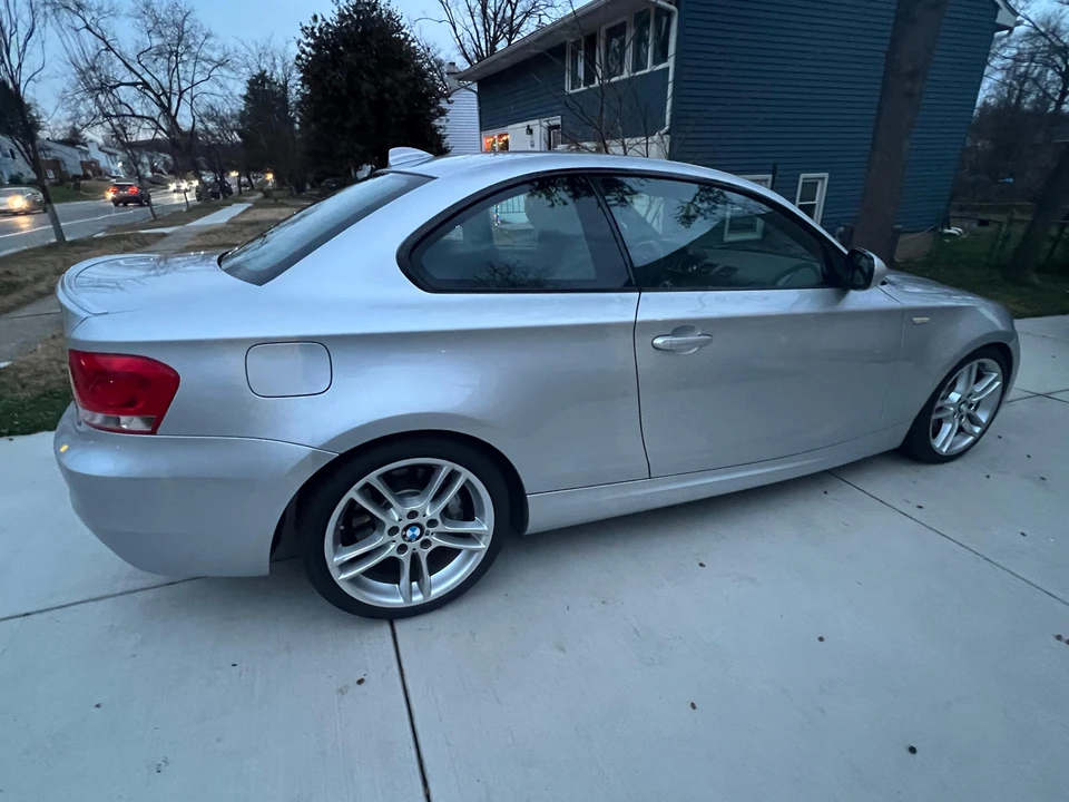 2012 BMW E82 135i & 135is - Image 15 of 31