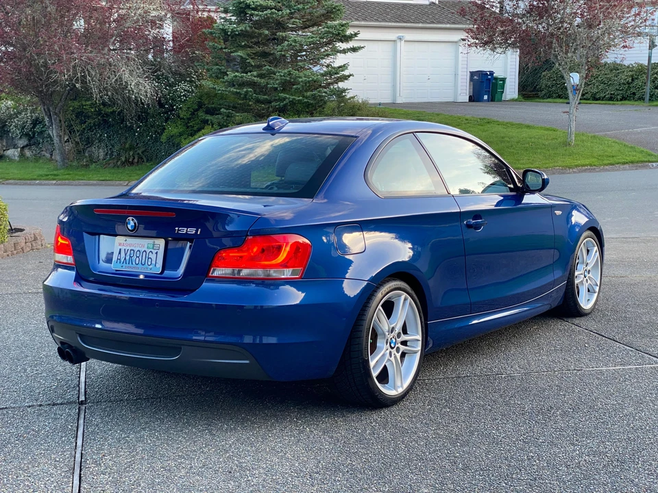 2012 BMW E82 135i & 135is - Image 19 of 30