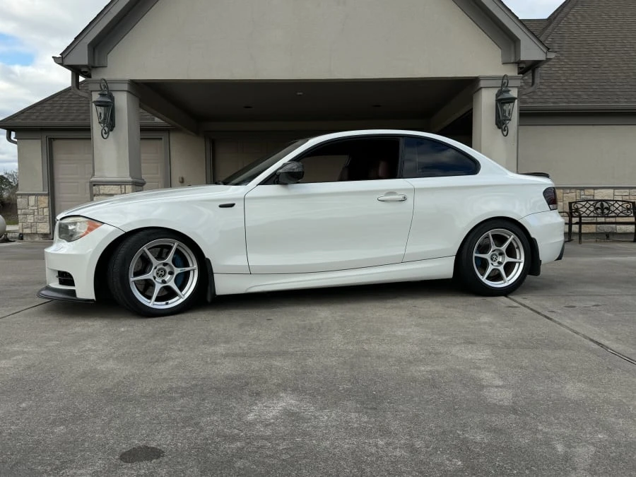 2012 BMW E82 135i & 135is - Image 2 of 24