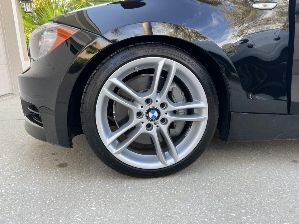 2012 BMW E82 135i & 135is - Image 26 of 31