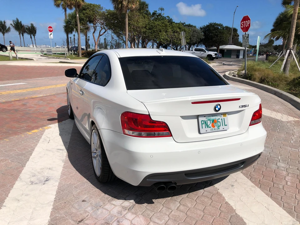 2012 BMW E82 135i & 135is - Image 26 of 31