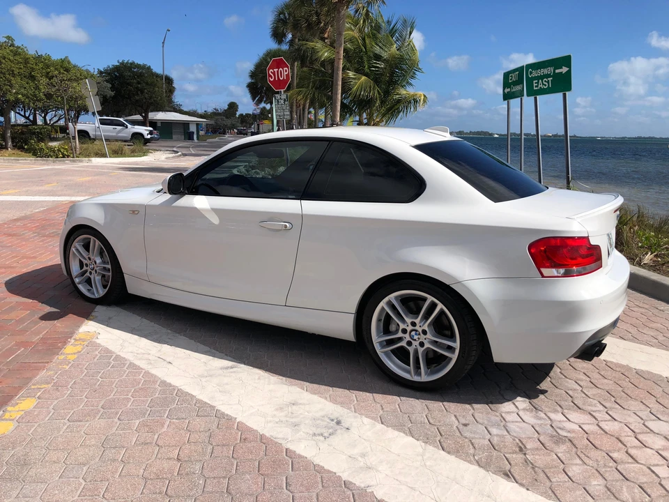 2012 BMW E82 135i & 135is - Image 22 of 31