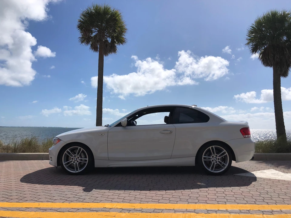 2012 BMW E82 135i & 135is - Image 17 of 31