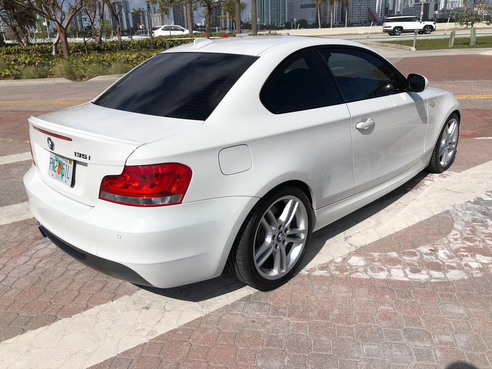 2012 BMW E82 135i & 135is - Image 30 of 31