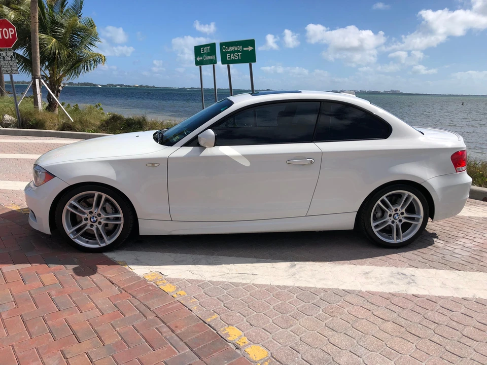2012 BMW E82 135i & 135is - Image 16 of 31