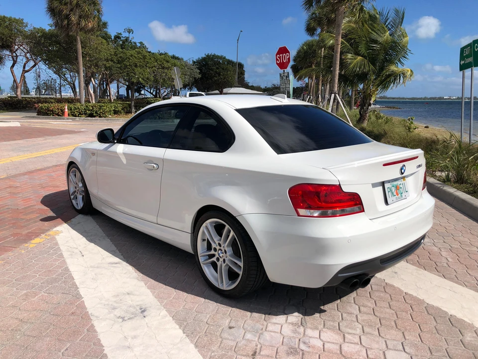 2012 BMW E82 135i & 135is - Image 23 of 31