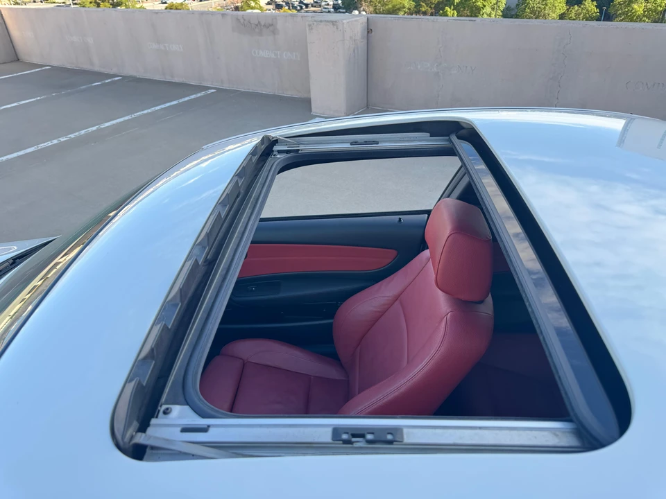 2012 BMW E82 135i & 135is - Image 26 of 31