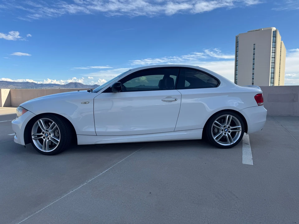 2012 BMW E82 135i & 135is - Image 9 of 31