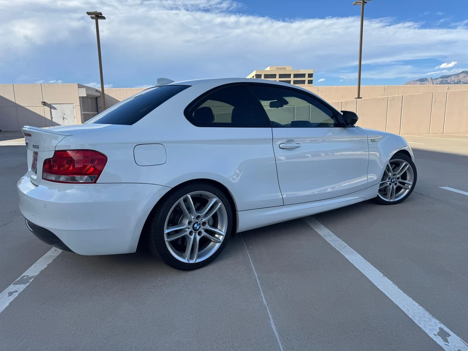 2012 BMW E82 135i & 135is - Image 15 of 31