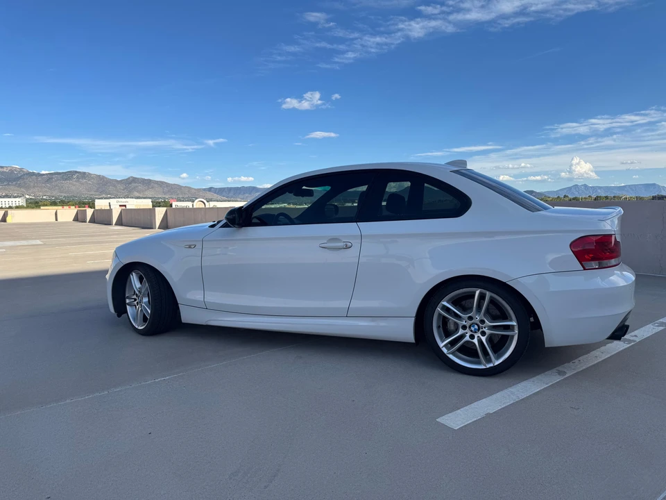 2012 BMW E82 135i & 135is - Image 10 of 31