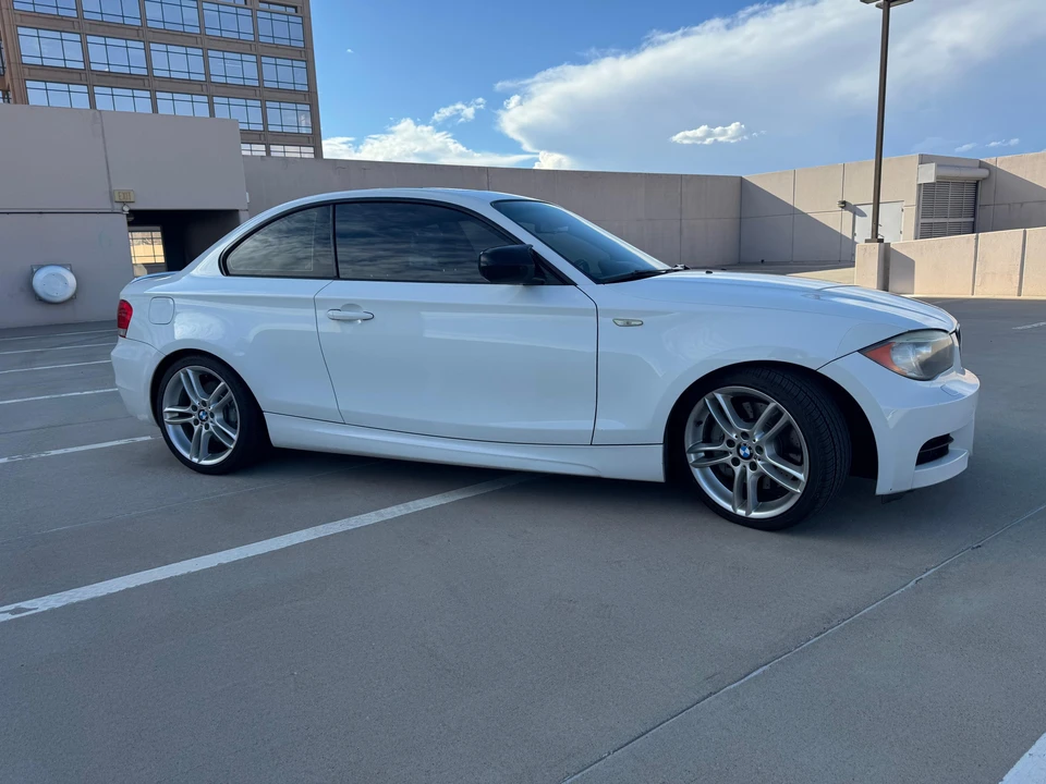 2012 BMW E82 135i & 135is - Image 16 of 31