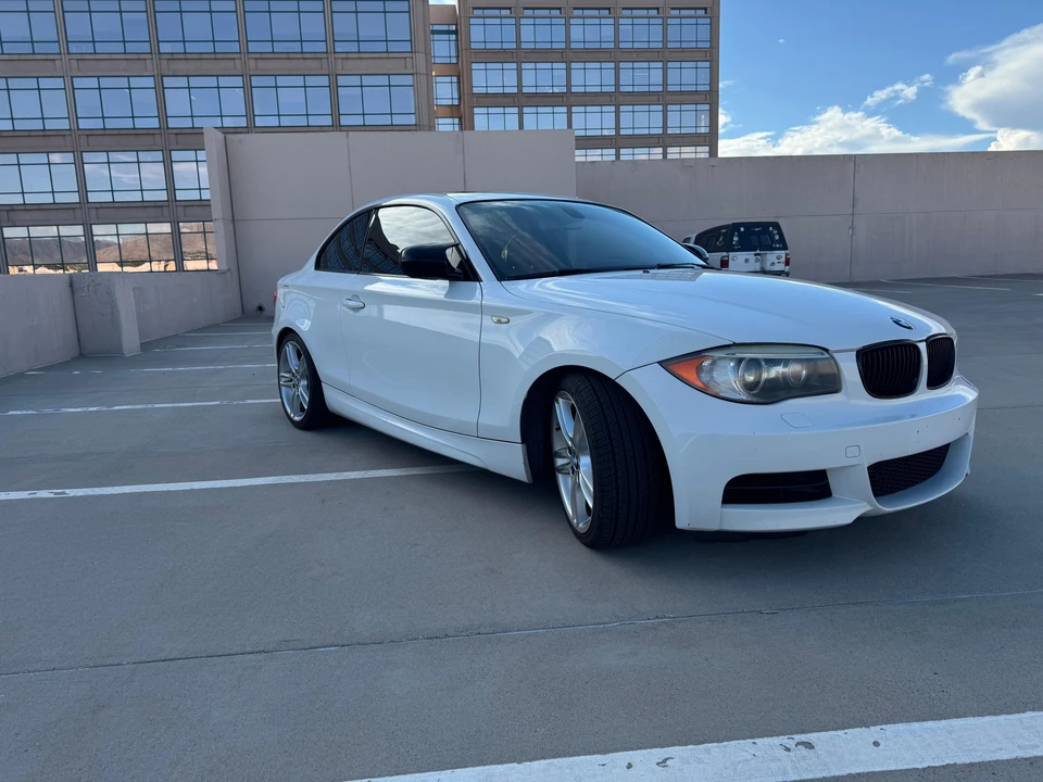 2012 BMW E82 135i & 135is - Image 17 of 31