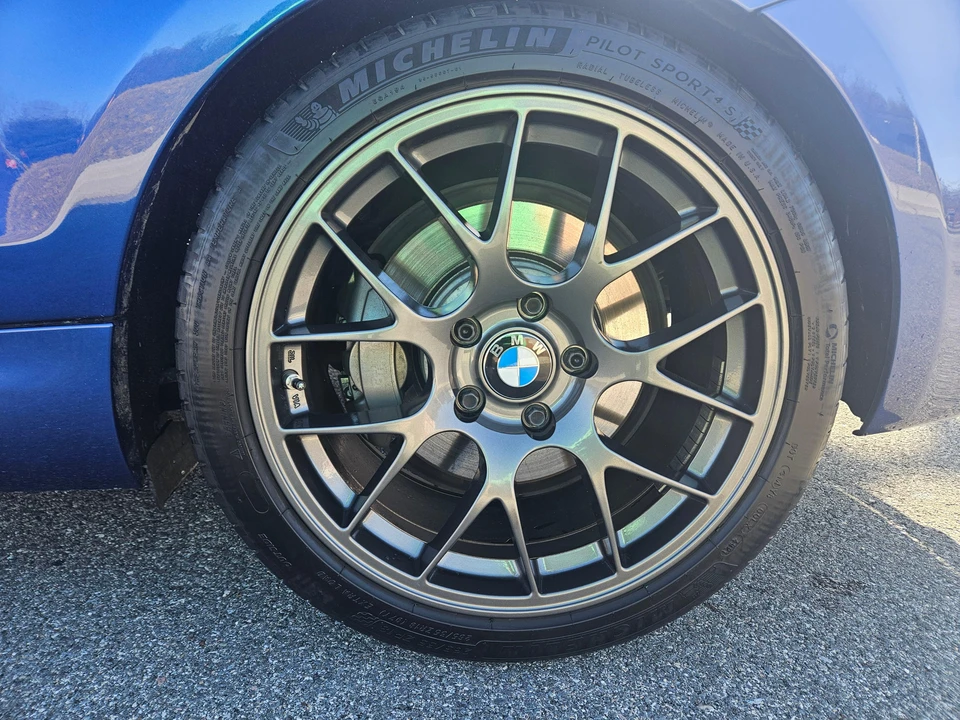 2012 BMW E82 135i & 135is - Image 30 of 31
