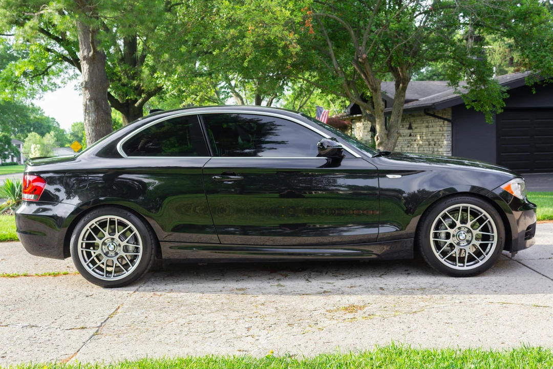 2012 BMW E82 135i & 135is - Image 9 of 31