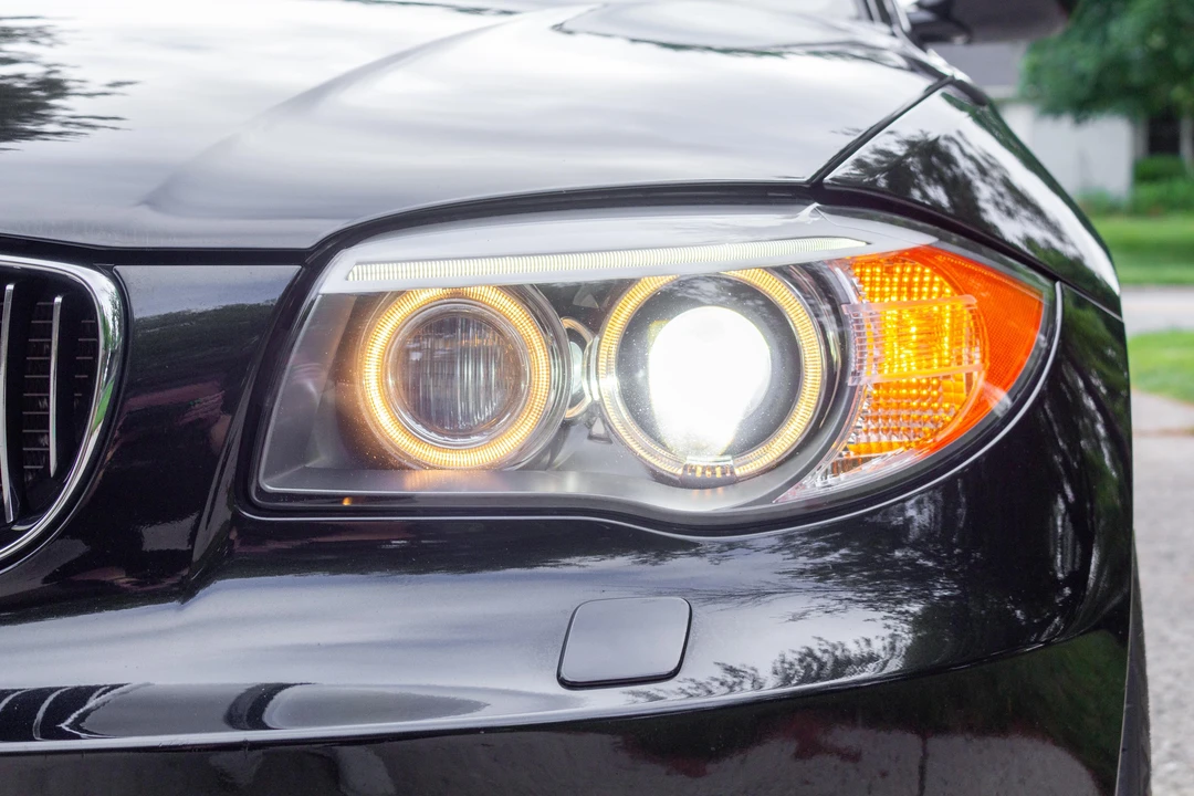 2012 BMW E82 135i & 135is - Image 14 of 31