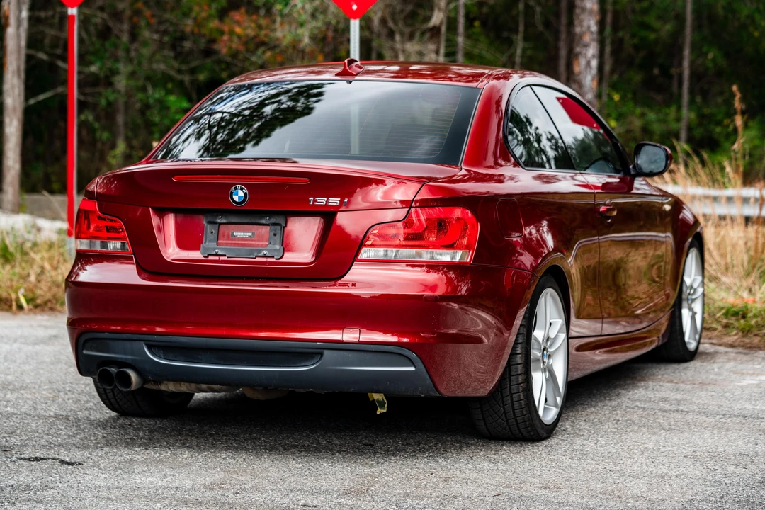 2012 BMW E82 135i & 135is - Image 19 of 31