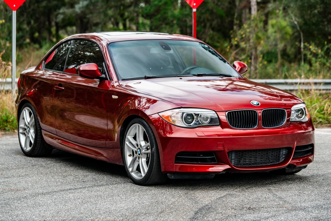 2012 BMW E82 135i & 135is - Image 27 of 31