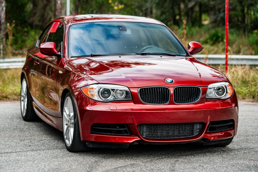 2012 BMW E82 135i & 135is - Image 29 of 31
