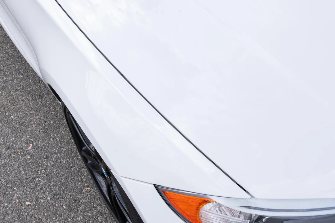 2012 BMW E82 135i & 135is - Image 27 of 31