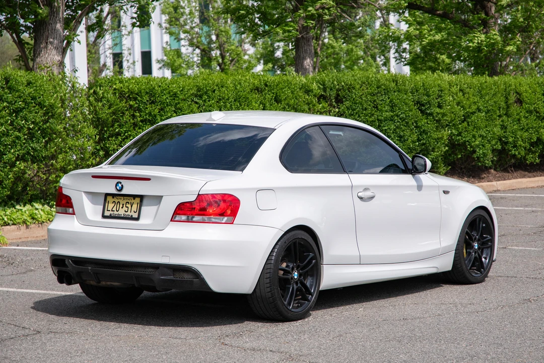 2012 BMW E82 135i & 135is - Image 8 of 31
