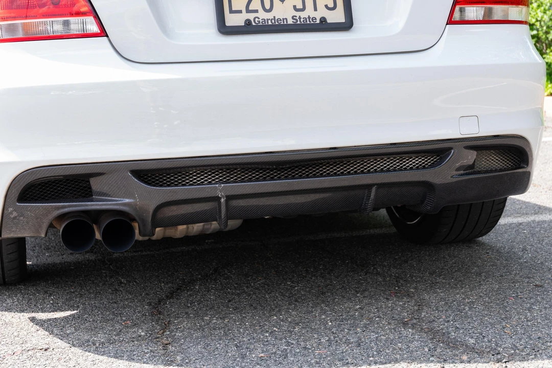 2012 BMW E82 135i & 135is - Image 20 of 31